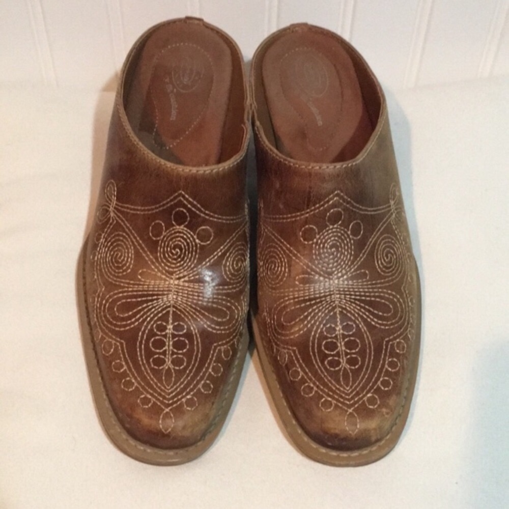 DR SCHOLL’S | Round Up Leather Mules boho